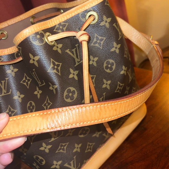 Louis Vuitton Petite Noe NM Monogram Bag - Picture 13 of 14